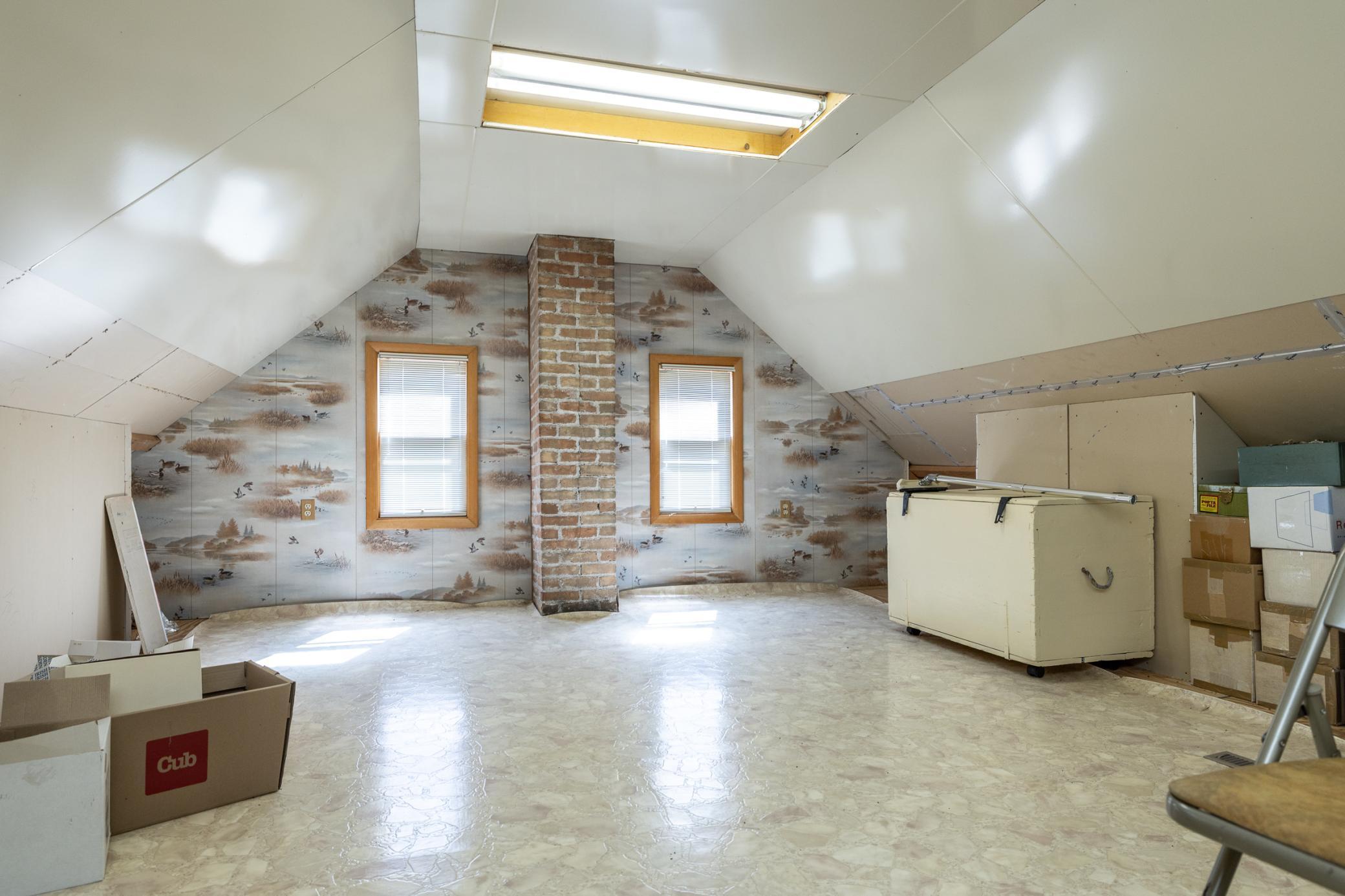 Looking for a play area, storage room, office space, or additional bedrooms?