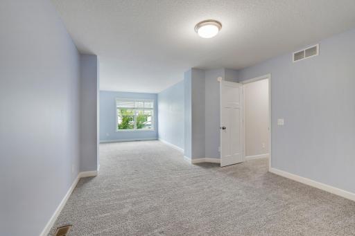 1212 Lower 143rd Street E, Rosemount, MN 55068