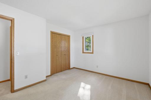 7010 W 83rd Street, Bloomington, MN 55438