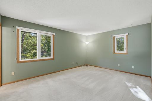 7010 W 83rd Street, Bloomington, MN 55438