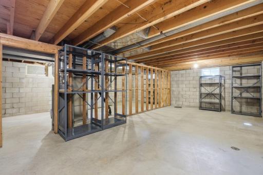 7010 W 83rd Street, Bloomington, MN 55438
