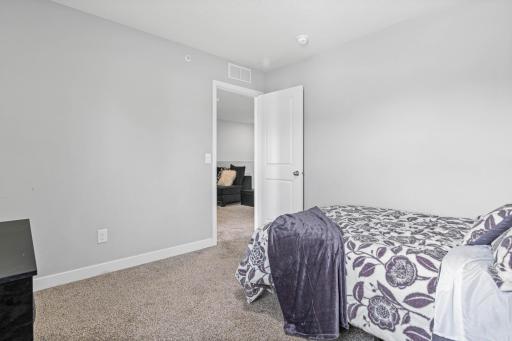 5092 Stable View Drive, Saint Paul, MN 55129