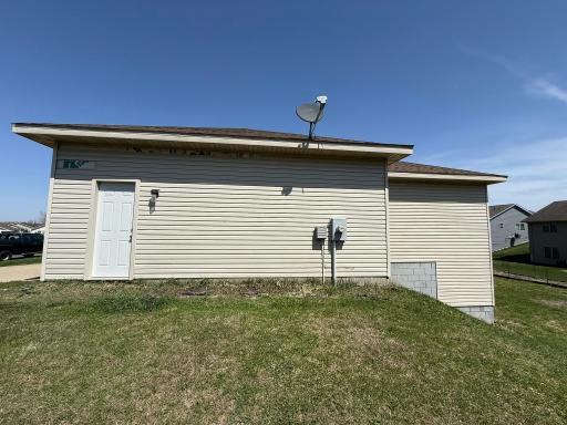 211 Fischer Street NW, Montgomery, MN 56069