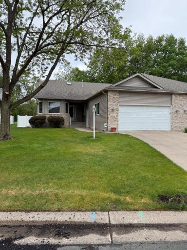5635 Heather Ridge Court, Shoreview, MN 55126