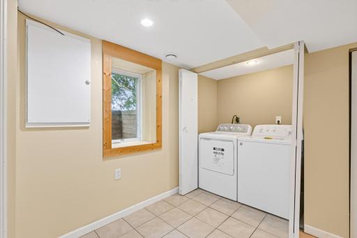1715 37th Avenue NE, Minneapolis, MN 55421