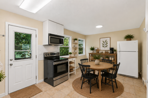 1715 37th Avenue NE, Minneapolis, MN 55421