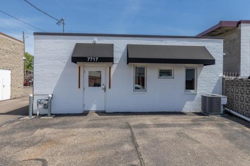 Minneapolis, MN 55423