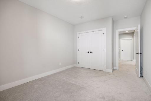 16395 56th Avenue N, Minneapolis, MN 55446