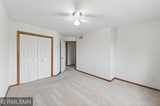 8549 Woodland Curve, Saint Bonifacius, MN 55375