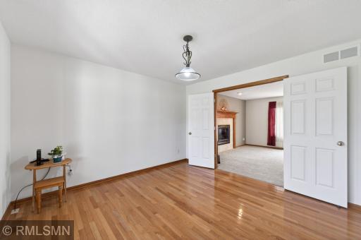 8549 Woodland Curve, Saint Bonifacius, MN 55375