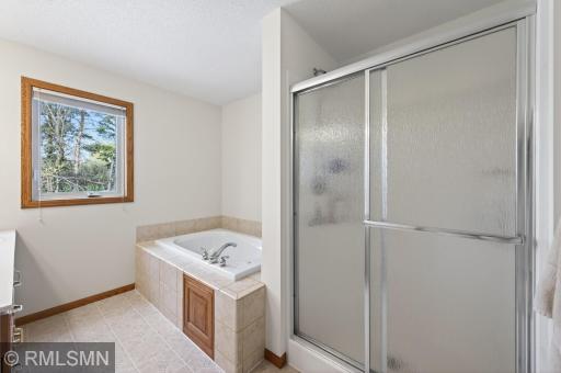 8549 Woodland Curve, Saint Bonifacius, MN 55375