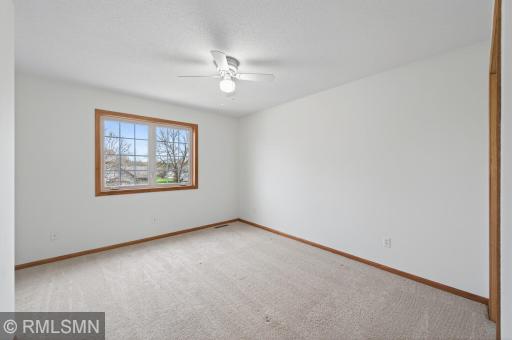 8549 Woodland Curve, Saint Bonifacius, MN 55375