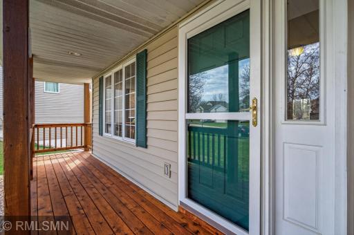 8549 Woodland Curve, Saint Bonifacius, MN 55375