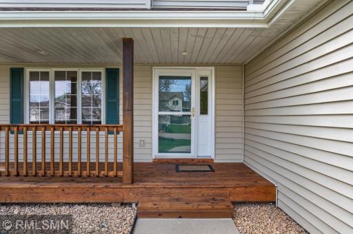 8549 Woodland Curve, Saint Bonifacius, MN 55375