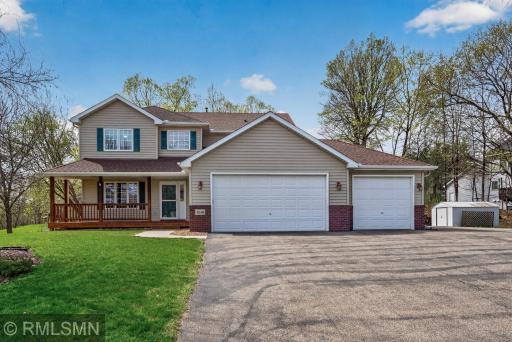 8549 Woodland Curve, Saint Bonifacius, MN 55375