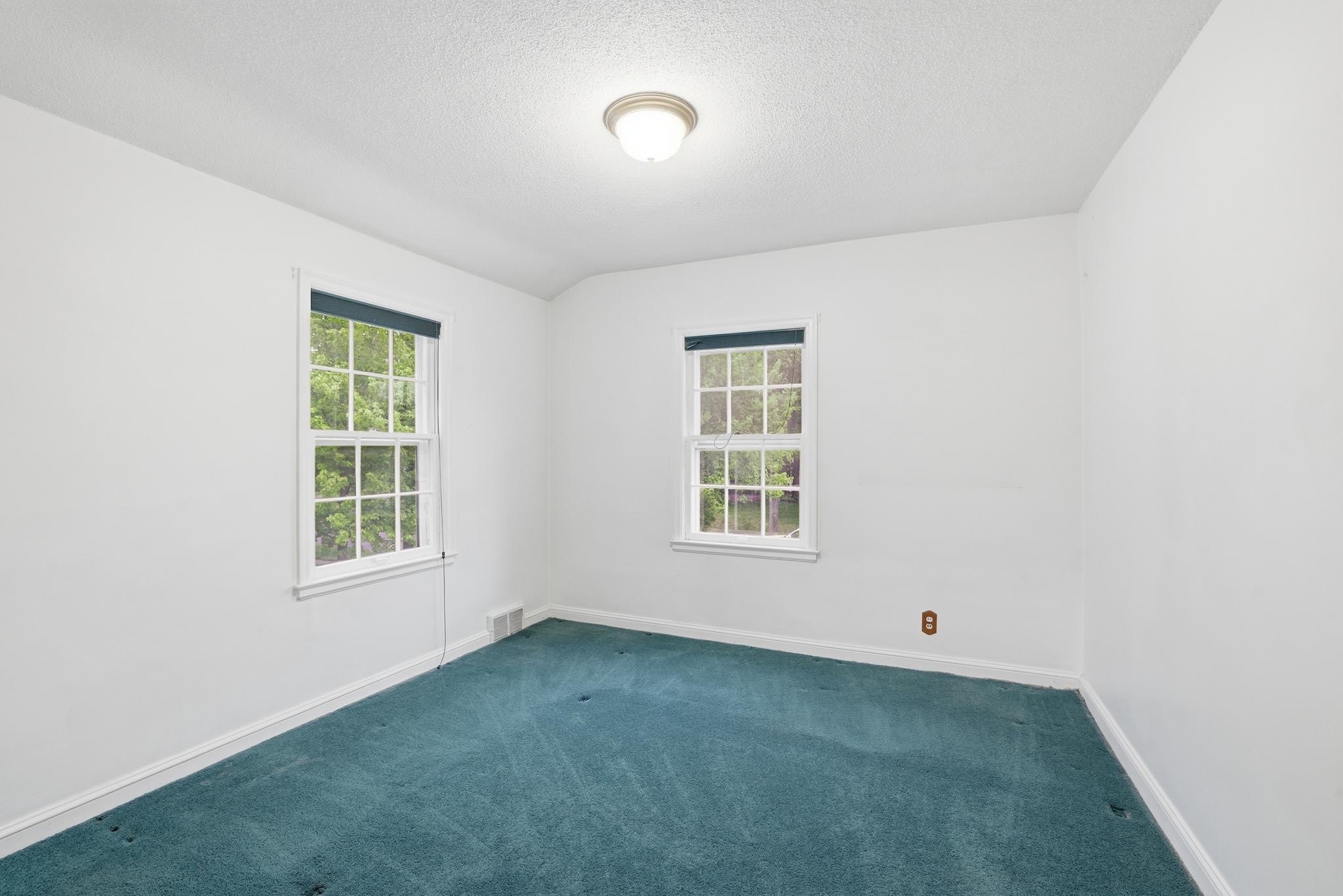 Upper level bedroom 2