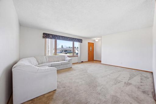 526 Birch Lane S, Moorhead, MN 56560