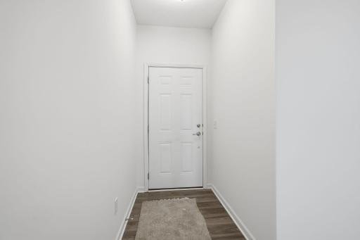 9669 4th Street Lane N, Lake Elmo, MN 55042