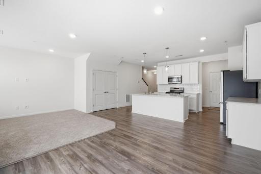 9669 4th Street Lane N, Lake Elmo, MN 55042