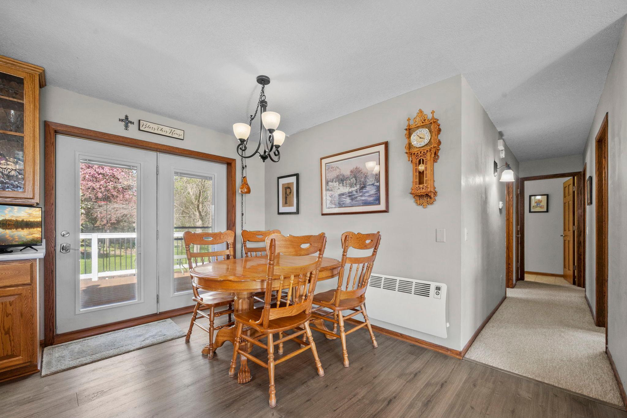21650 Oakdale Dr, Corcoran, MN