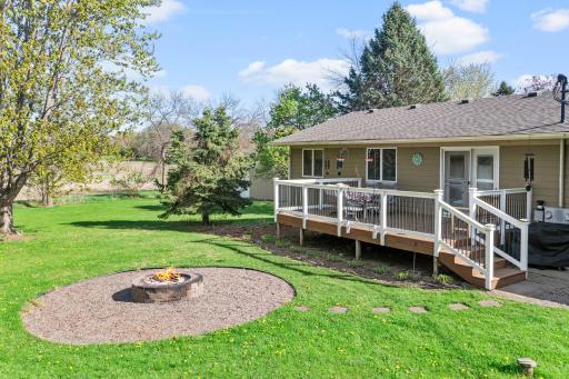 21650 Oakdale Drive, Rogers, MN 55374