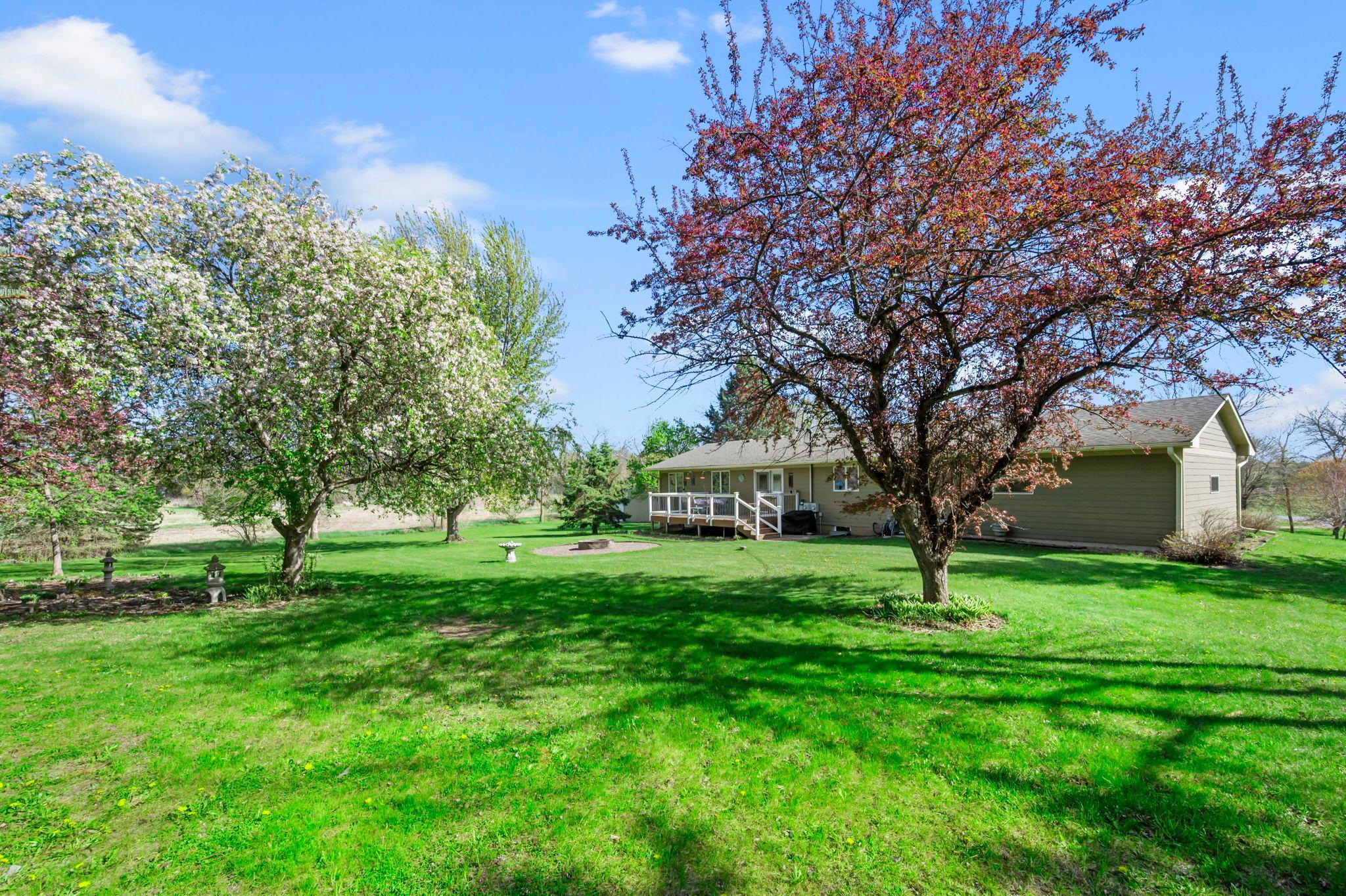 21650 Oakdale Dr, Corcoran, MN