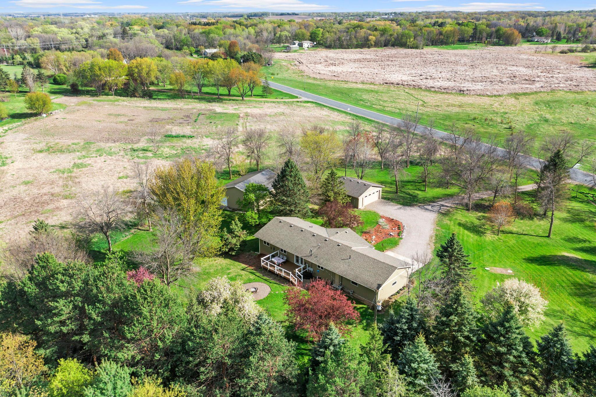 21650 Oakdale Dr, Corcoran, MN