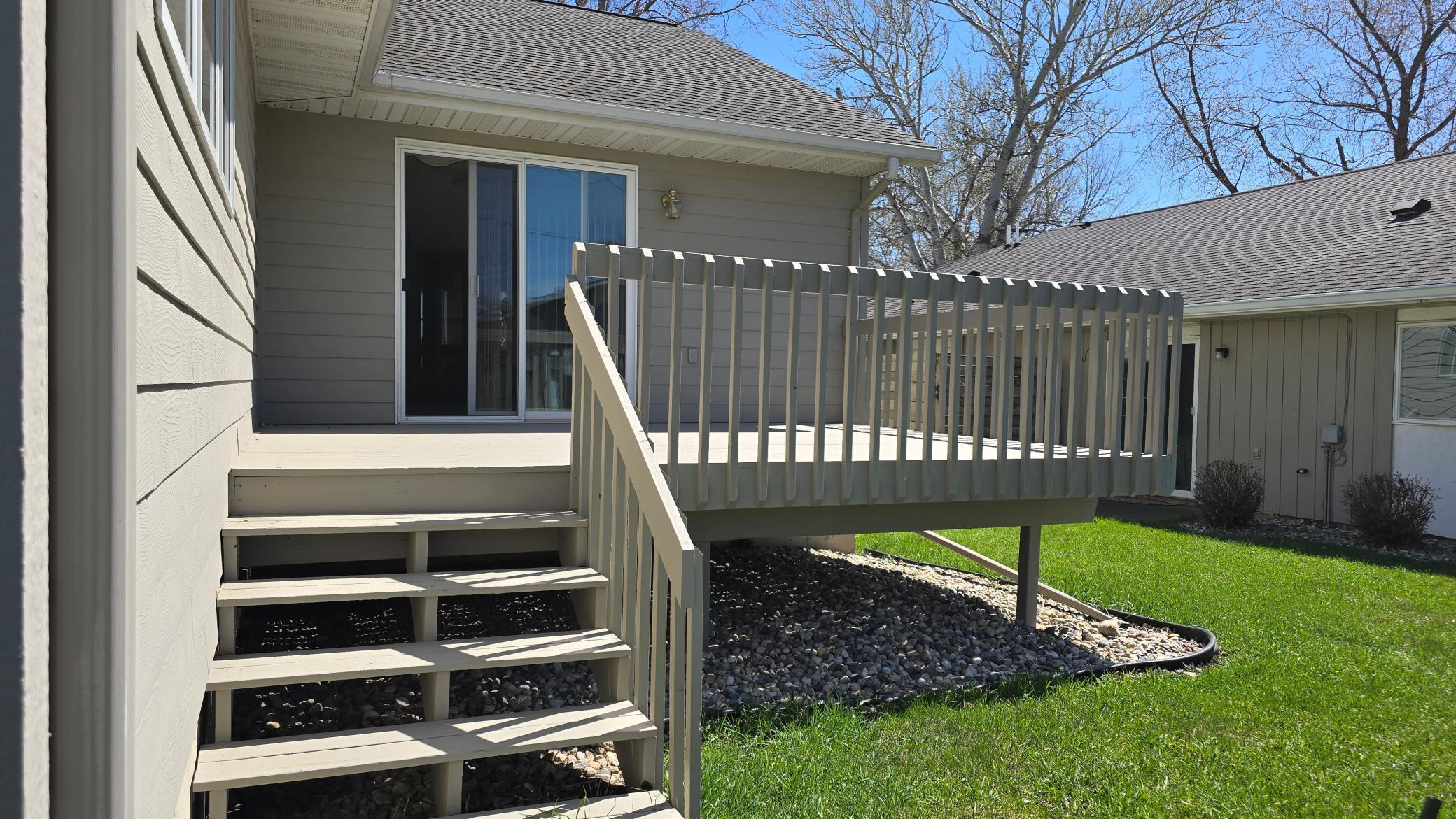 deck overlooks the backyard.jpg