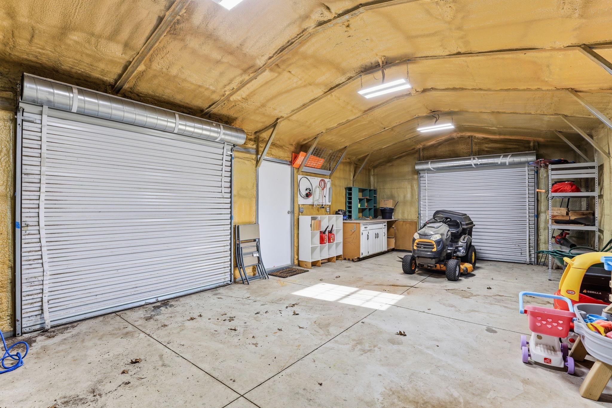 21-42-web-or-mls-16175-jamaica-ave-40.jpg