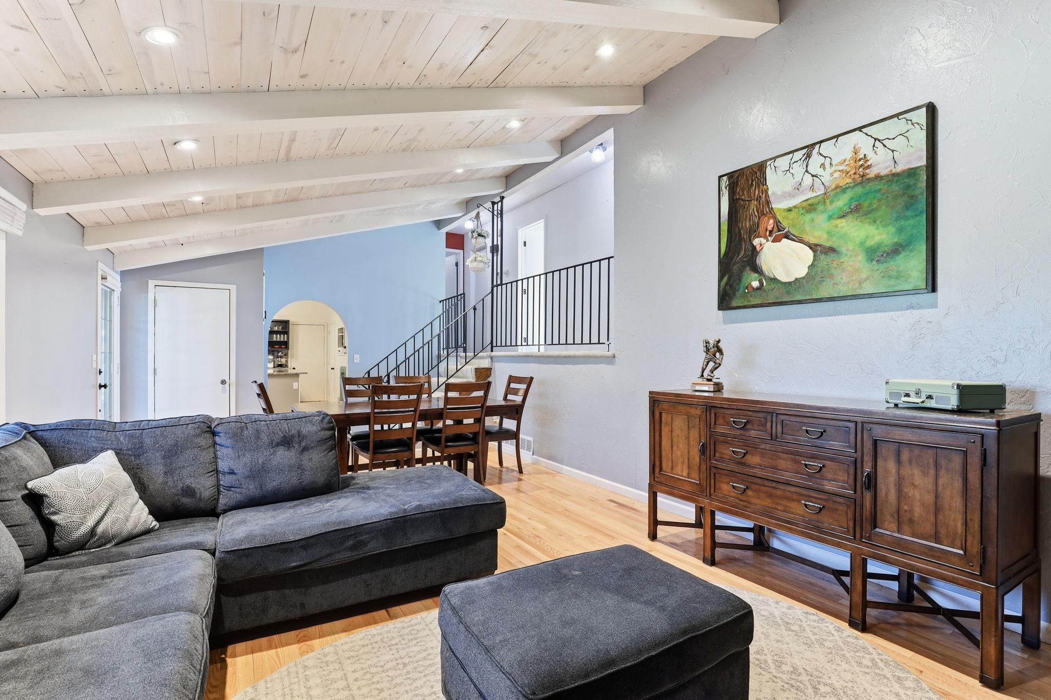 3-8-web-or-mls-16175-jamaica-ave-06.jpg