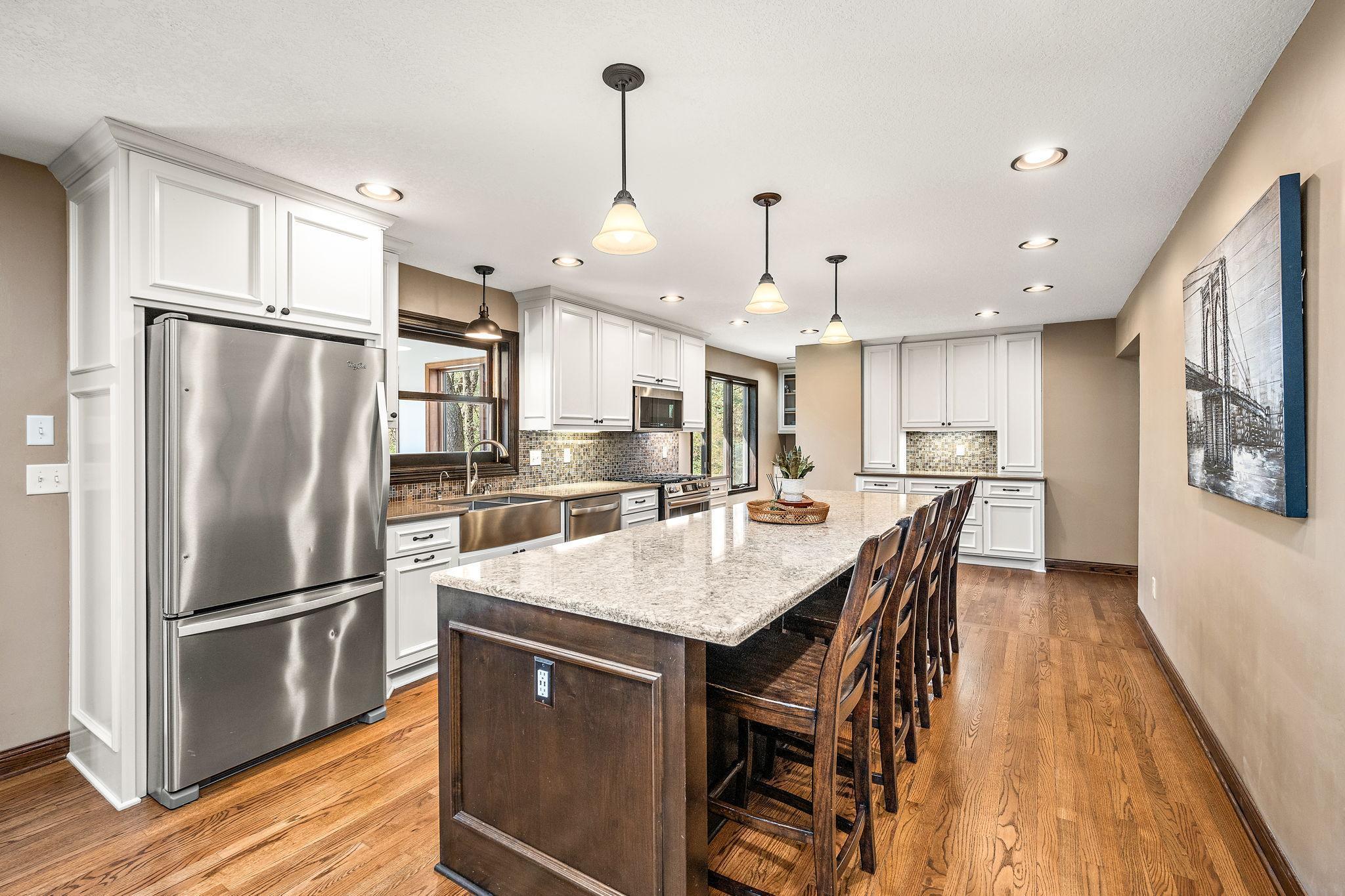 Gourmet kitchen with 11x4 center island