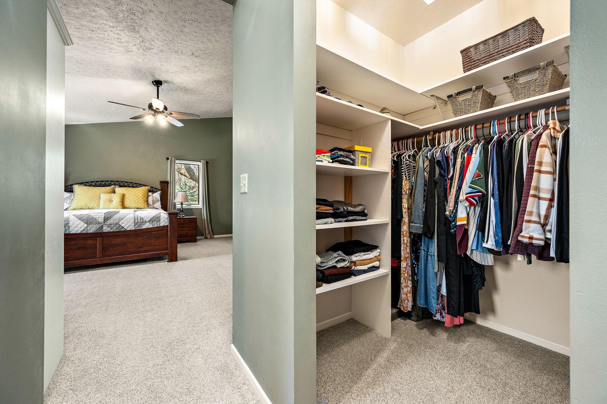 Walk-in closet