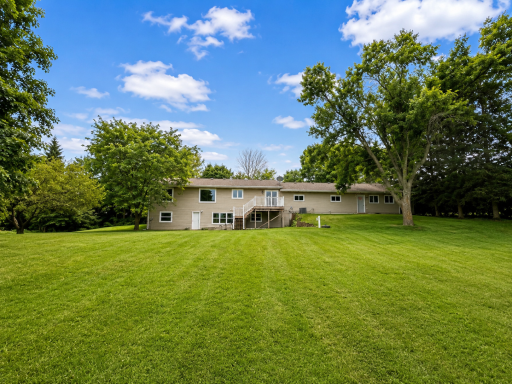 2398 122nd Avenue NE, Spicer, MN 56288