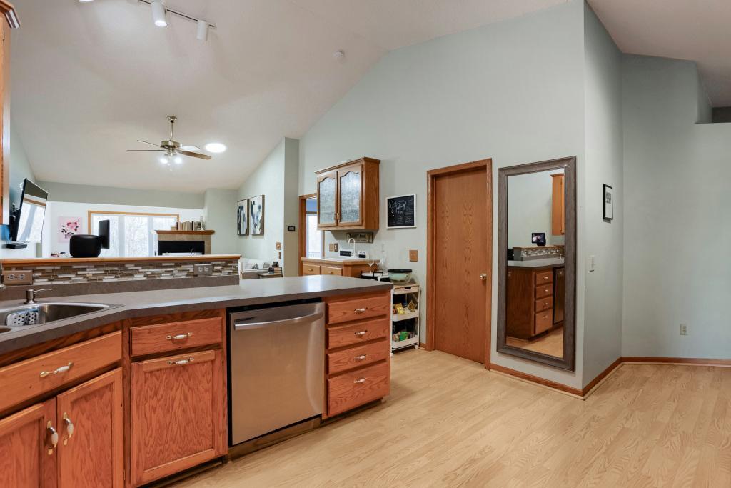 6303 Cavell Court - MLS Sized - 009 - 09 Kitchen.jpg
