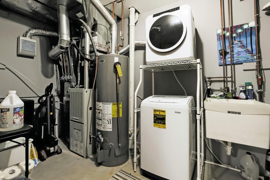 6303 Cavell Court - MLS Sized - 020 - 20 Laundry Room.jpg