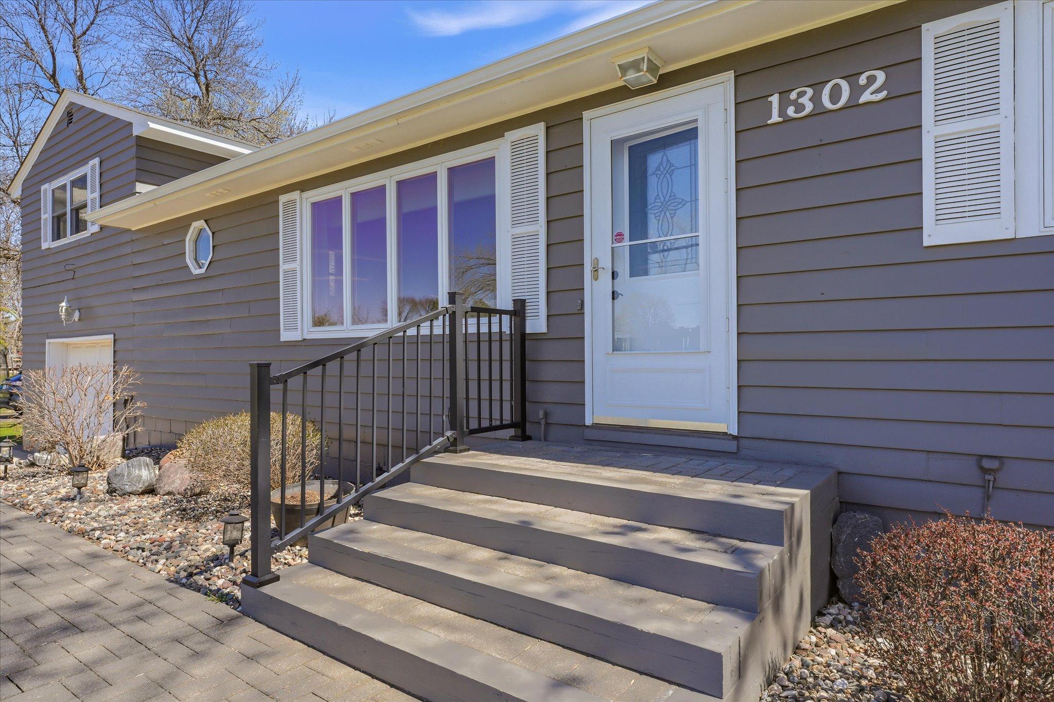 Very inviting front entry for guests.