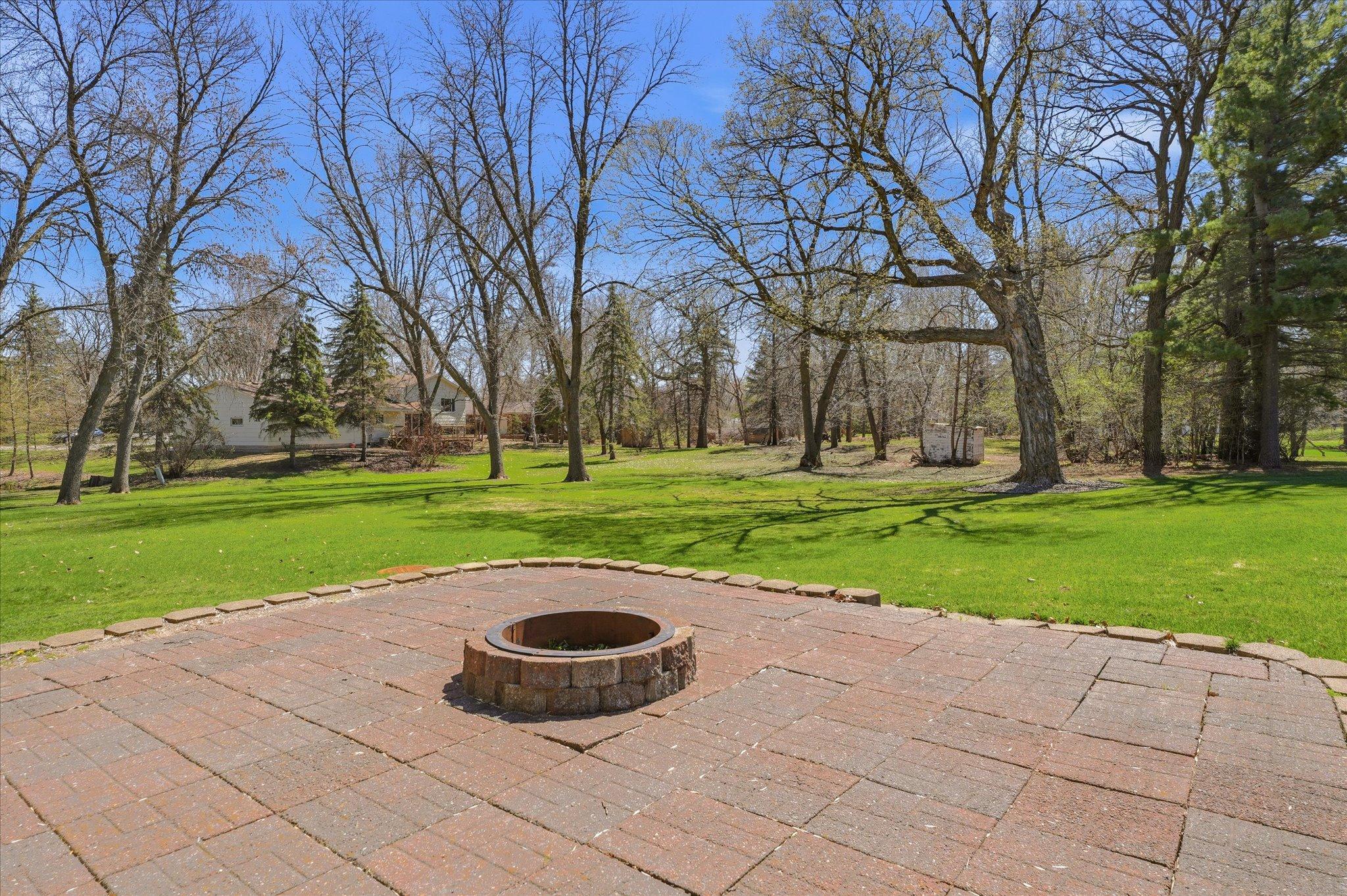Huge firepit area perfect for evening fires to enjoy hot dogs and smores!