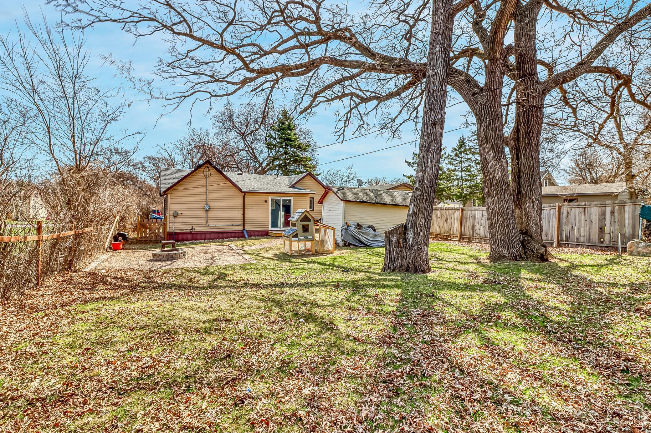 Backyard1_6 - Copy.jpg