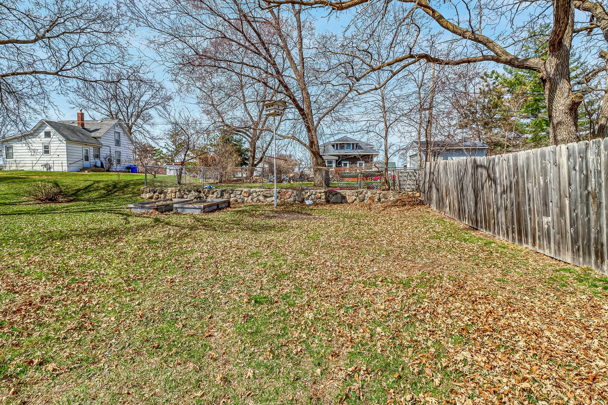 Backyard1_2 - Copy.jpg