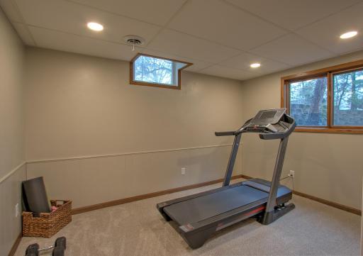 3125 Kenwood Street S, Cambridge, MN 55008