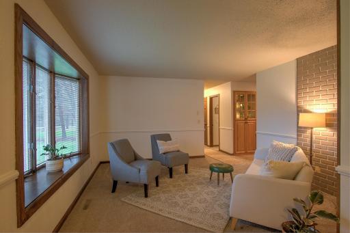 3125 Kenwood Street S, Cambridge, MN 55008
