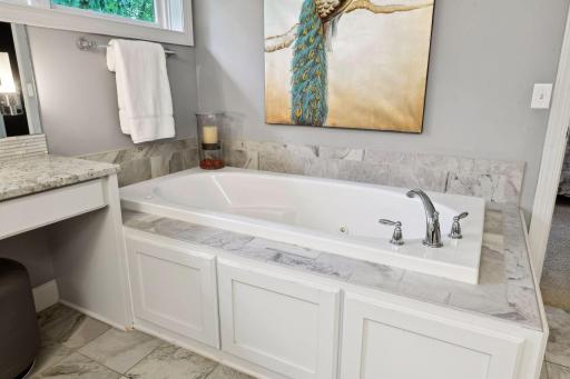 5295 Ranchview Lane N, Minneapolis, MN 55446