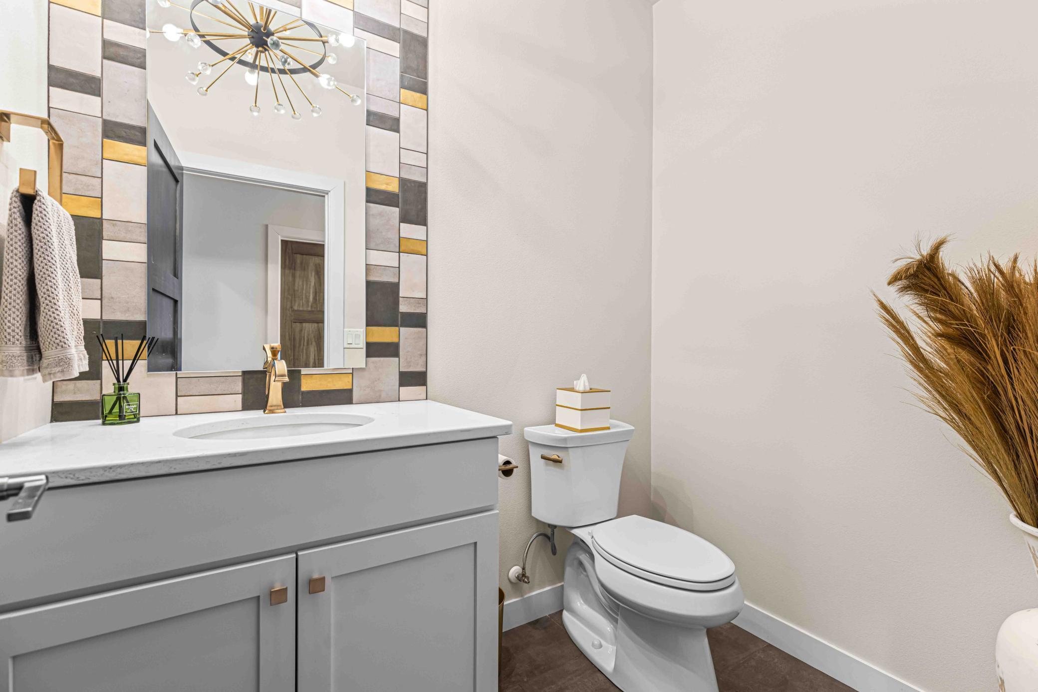 5900 31st St S Fargo-50.jpg