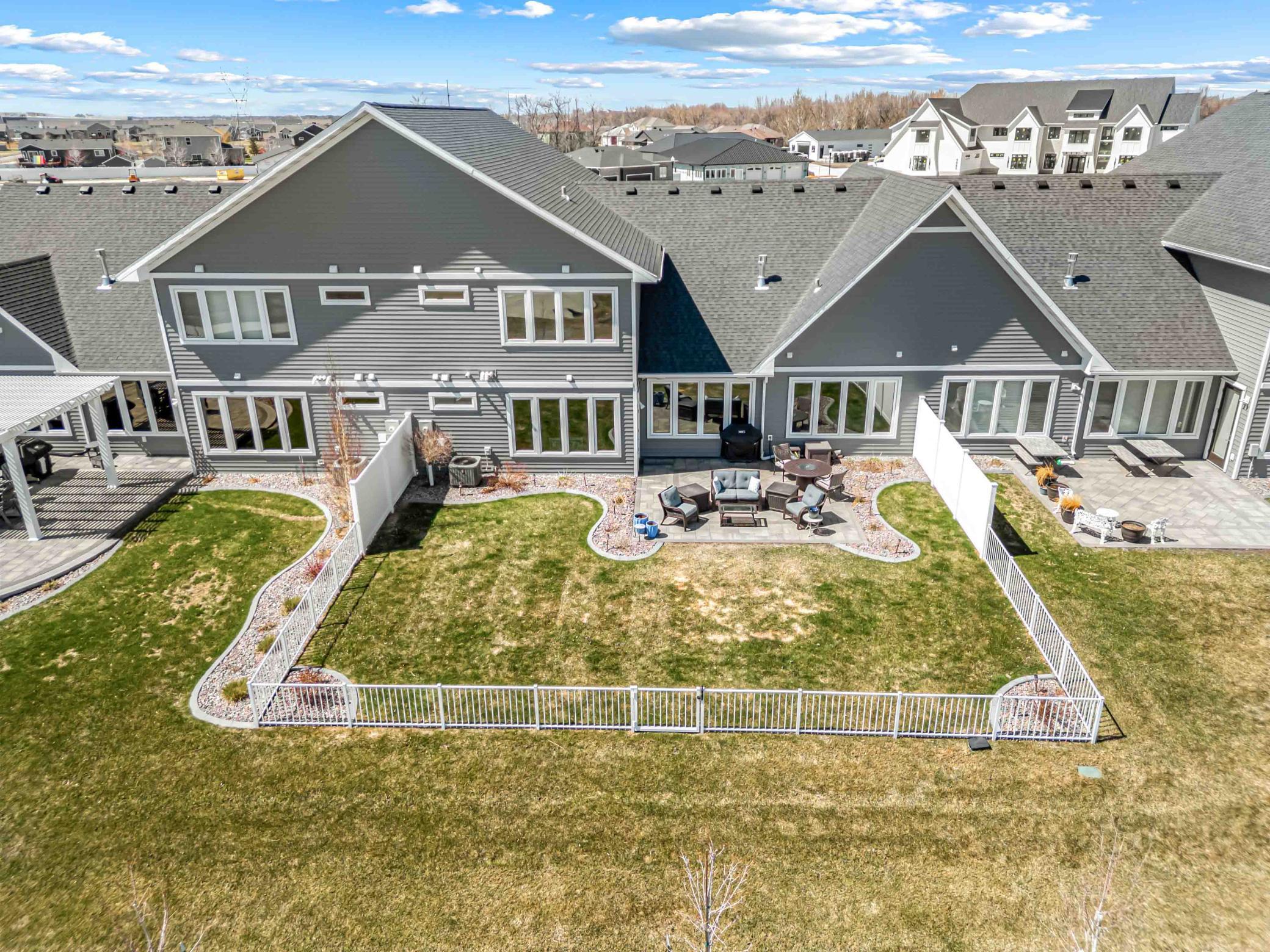 5900 31st St S Fargo-6.jpg