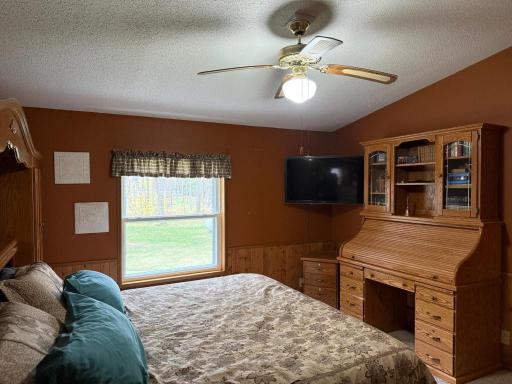 22880 Sunny Beach Road NE, Kelliher, MN 56650