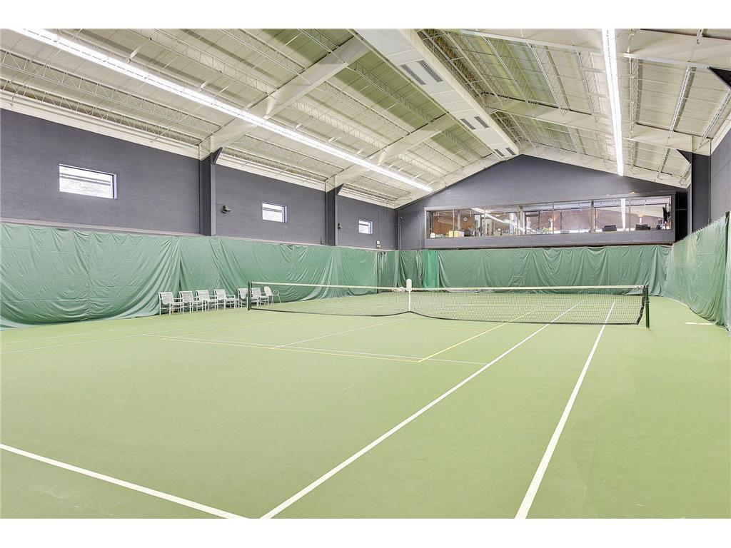 indoor tennis & pickle ball