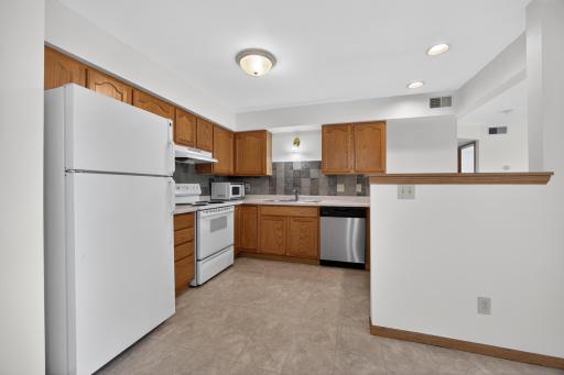 1826 Deerhaven Lane NE, 16, Rochester, MN 55906