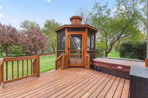 12366 Buckthorn Trail, Rogers, MN 55374