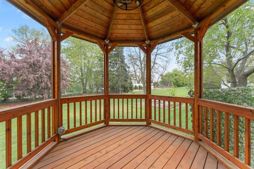 12366 Buckthorn Trail, Rogers, MN 55374