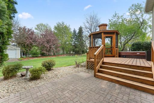 12366 Buckthorn Trail, Rogers, MN 55374
